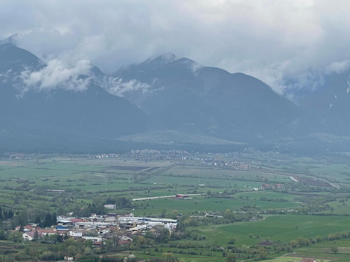 Pirin Dream View Apartments 拉兹洛格 外观 照片